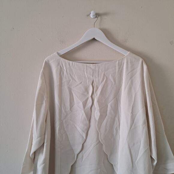 Talbots Blouse Top Ivory Cream Crewneck 3/4 Sleeve Scallop Hem Overlap Polyester - Picture 5 of 8